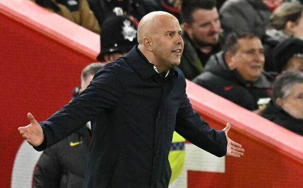 定制数据分析预测-斯洛特：我们10人作战 球员们已经表现得很好了